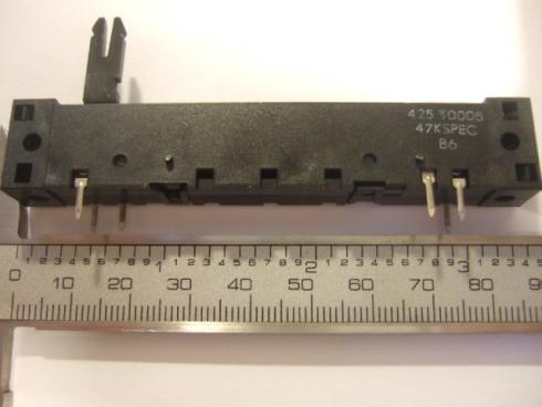 LIN. 2x100k + 20k väliotto.  87x9x14mm - Tuotekuva
